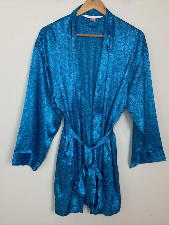 Victoria's Secret Other - Victorias Secret Cheetah Print Robe